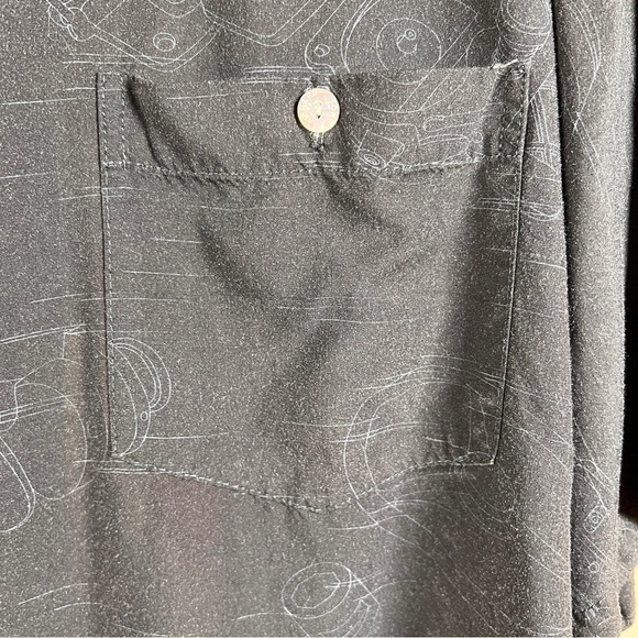 TORY RICHARD HONOLULU HI Men’s Button down shirt w/Short Sleeves. Size Medium - Picture 6 of 9